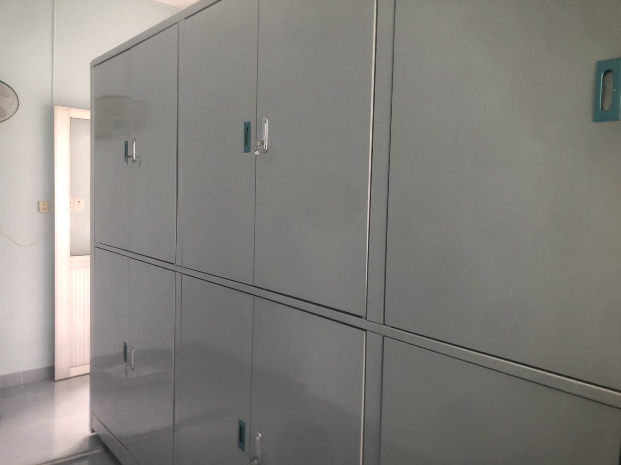 Hệ kệ di động văn phòng Tôn Hoa Sen sau khi lắp đặt