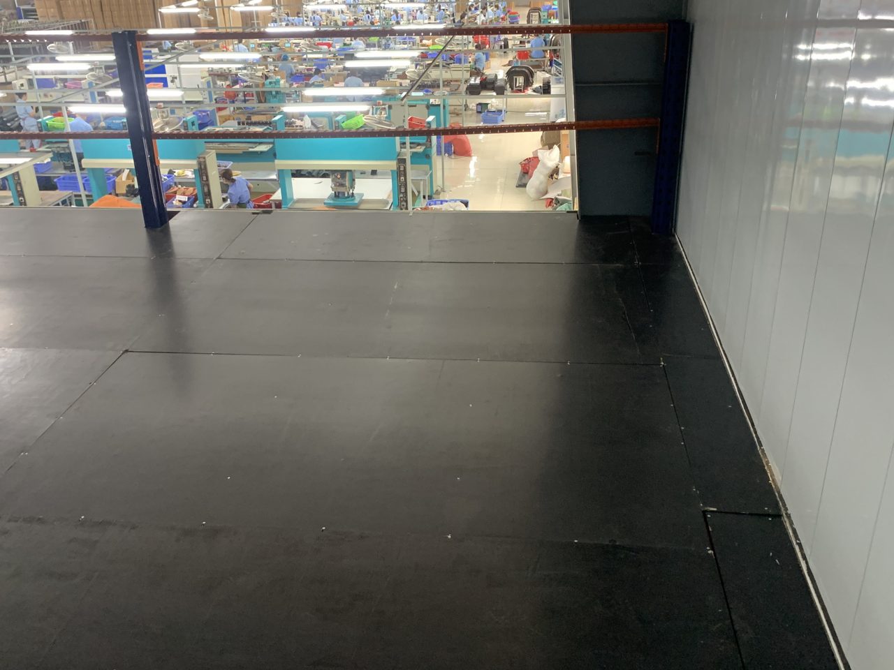 Mặt sàn tầng lửng mezzanine kho logistics DRP